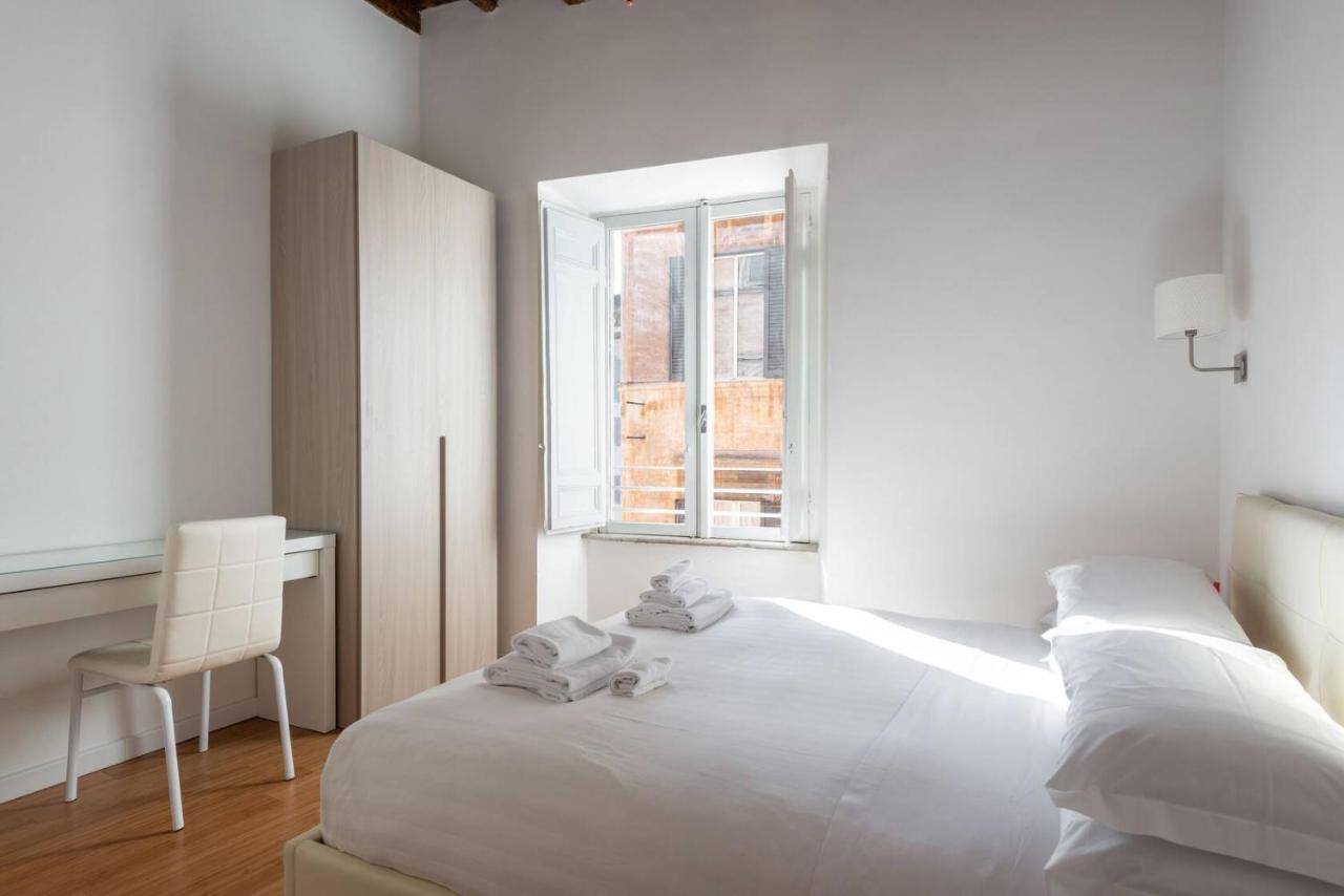 Restored Apartment - Stunning Pantheon View Rome Buitenkant foto